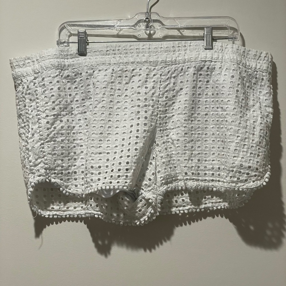Lilly Pulitzer for Target Eyelet White Pom Pom Shorts XXL Summer